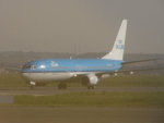 ����J B737