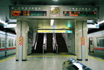 F1100025