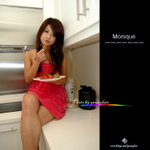 Monique - 9