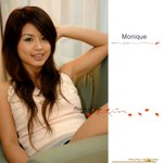 Monique - 27